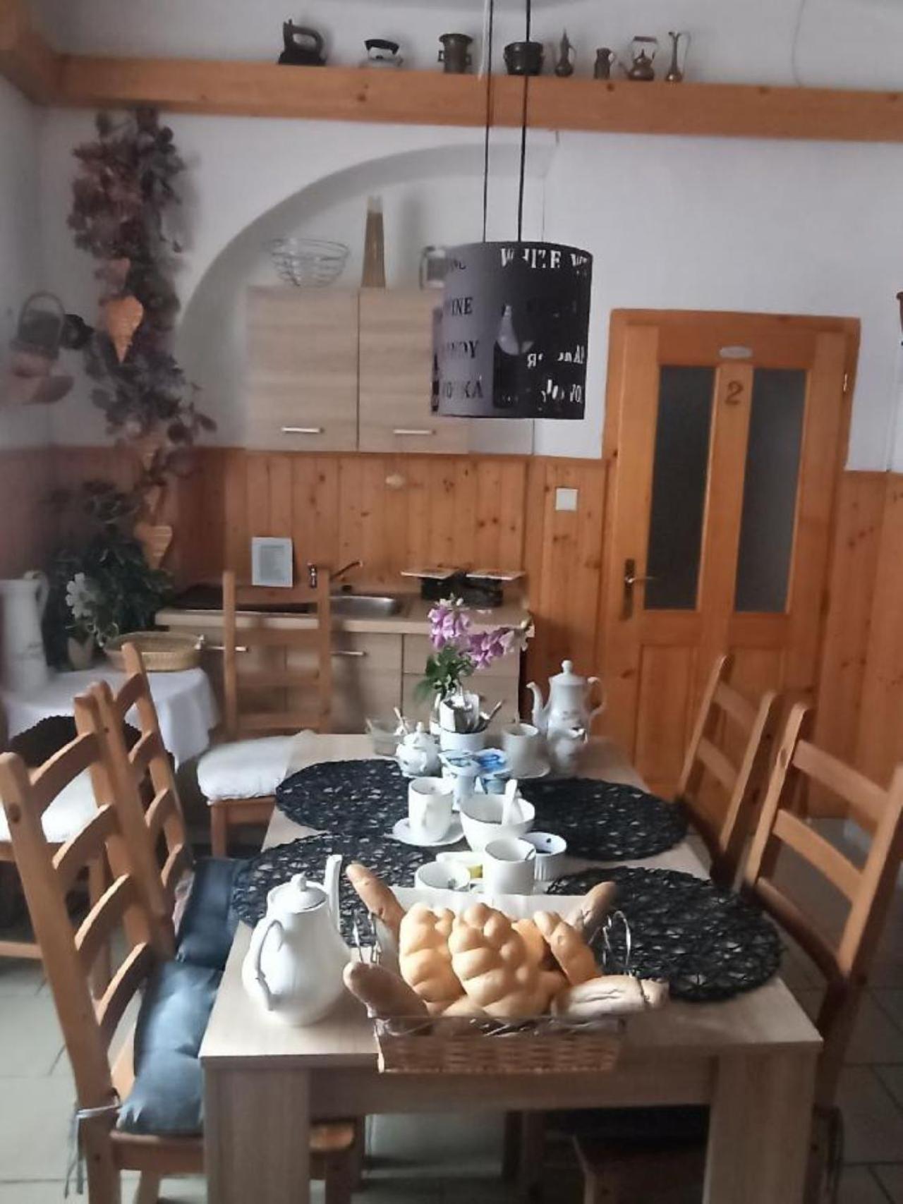 Apartmany Ziakova - Ubytovani Nove Hrady 111 エクステリア 写真
